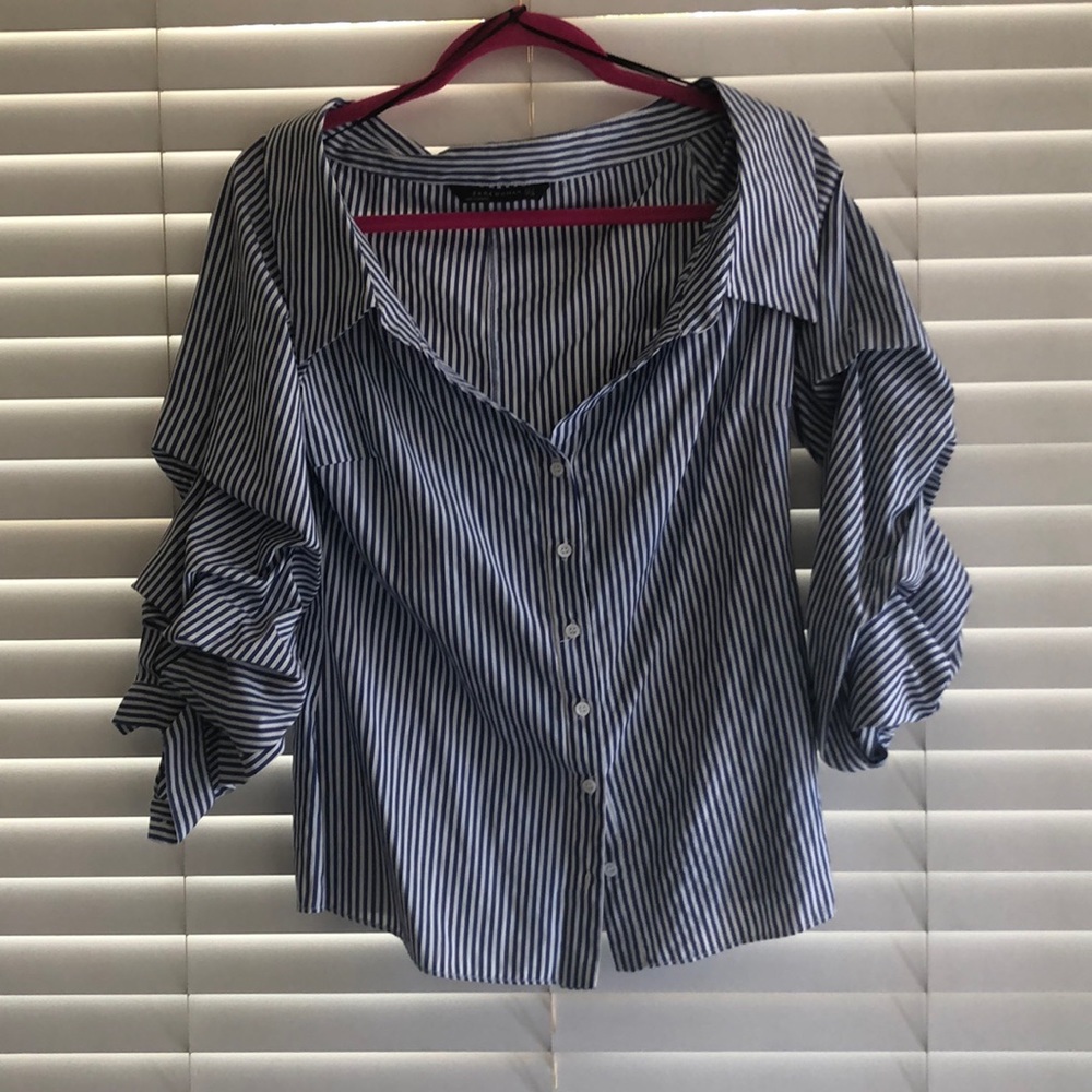 Zara blouse size medium NWOT